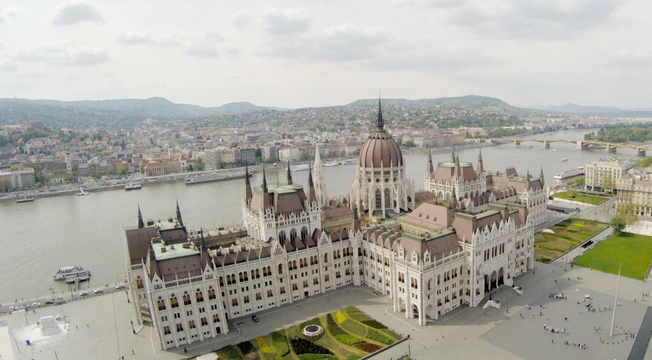 Little Americas Museum Apartments Budapest Exteriör bild